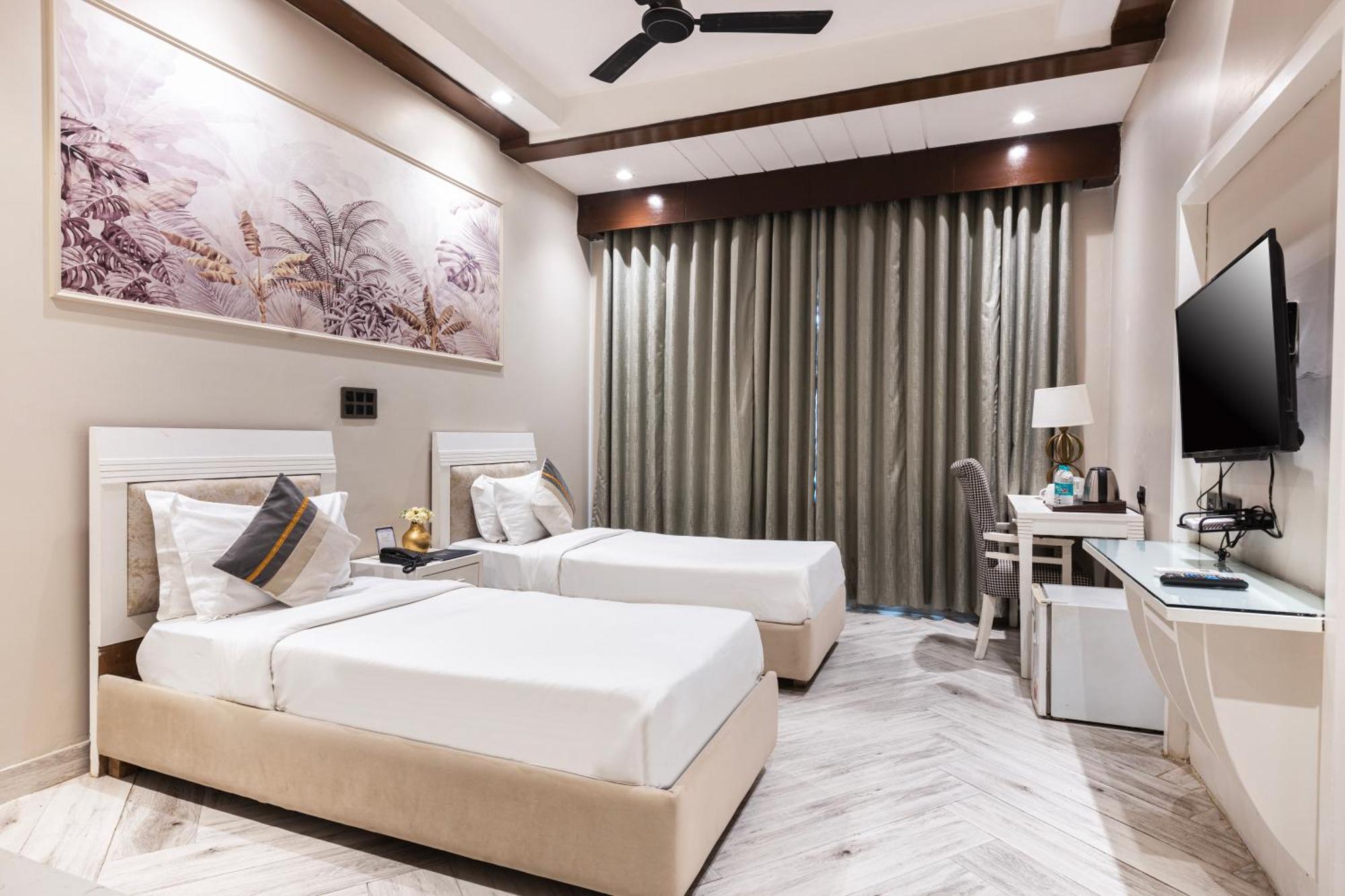 Skon Boutique By Orion Hotels New Delhi Exterior photo
