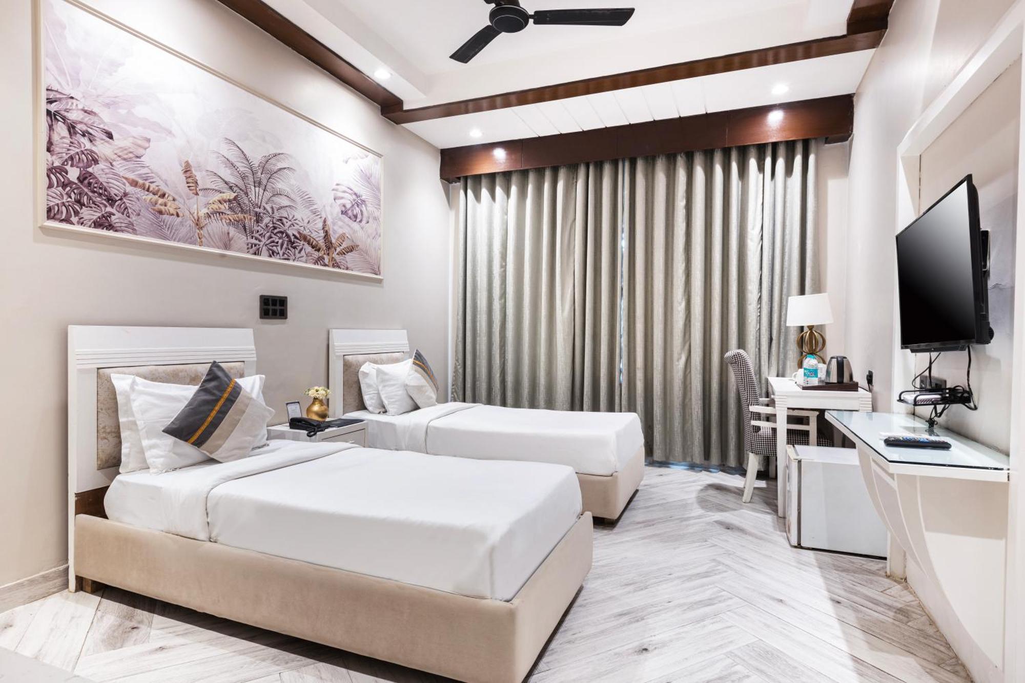 Skon Boutique By Orion Hotels New Delhi Exterior photo